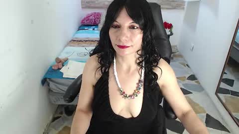 Sofia  online show from 10/04/25, 03:26