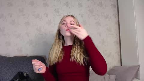 Sofia here online show from 02/10/26, 12:15