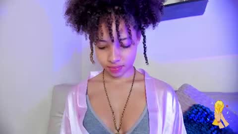 Snapshot of sofia_kay_ chatting on 06/18/26, 08:24 S O F I A online show from 06/18/26, 08:24