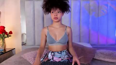 Snapshot of sofia_kay_ chatting on 07/16/26, 08:26 S O F I A online show from 07/16/26, 08:26