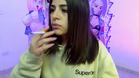 sofia_lara28 online show from 04/13/26, 12:21