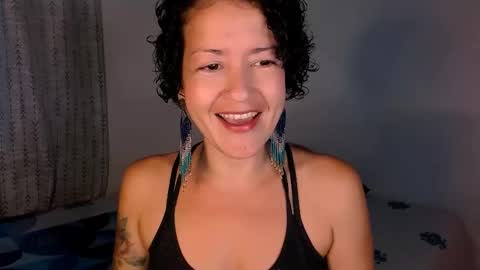 Snapshot of sofia_mark20 chatting on 11/13/25, 01:10 Sofia online show from 11/13/25, 01:10