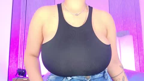 Sofia online show from 01/11/26, 03:33