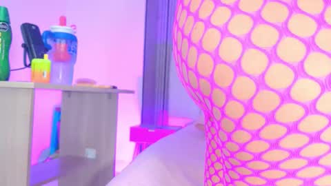 Snapshot of sofia_martinn chatting on 03/13/26, 03:24 Sofia online show from 03/13/26, 03:24