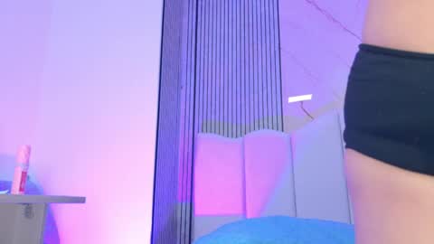 Snapshot of sofia_martinn chatting on 04/18/26, 03:10 Sofia online show from 04/18/26, 03:10