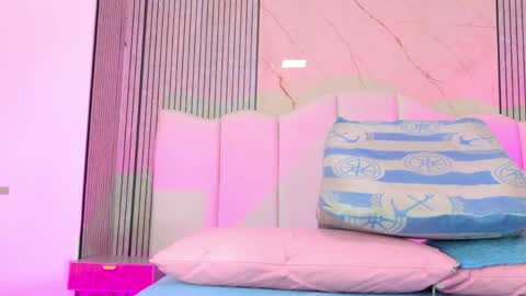 Snapshot of sofia_martinn chatting on 04/21/26, 03:02 Sofia online show from 04/21/26, 03:02