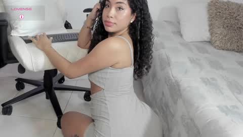 Snapshot of sofia_mendez01 chatting on 01/10/25, 12:49 SofiONLYFANS sofia storm online show from 01/10/25, 12:49