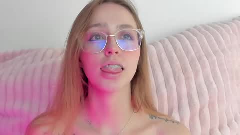     online show from 02/15/25, 07:06