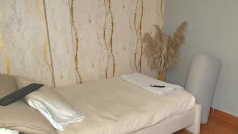 Snapshot of sofia_rivers_ chatting on 01/04/25, 01:21 sofia_rivers_ online show from 01/04/25, 01:21