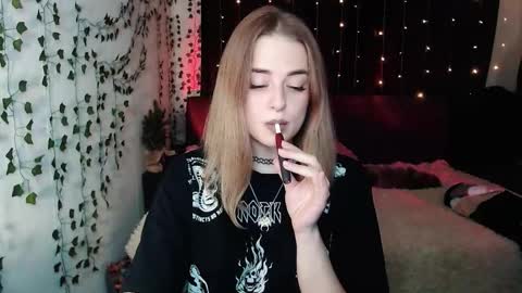 Snapshot of sofia_rosemary chatting on 10/02/25, 12:12 sofia_rosemary online show from 10/02/25, 12:12