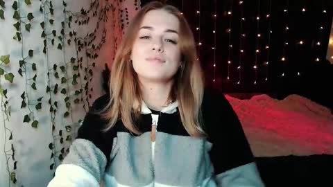 Snapshot of sofia_rosemary chatting on 10/05/25, 12:47 sofia_rosemary online show from 10/05/25, 12:47