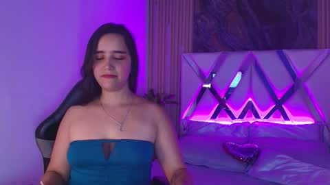 Snapshot of sofia_saeenz chatting on 12/02/25, 08:59 Sofia Saenz online show from 12/02/25, 08:59