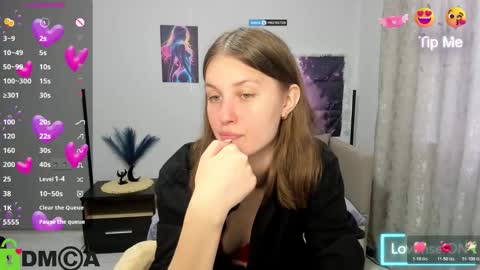 Snapshot of sofia_smilee chatting on 03/25/26, 01:28 Sofia online show from 03/25/26, 01:28