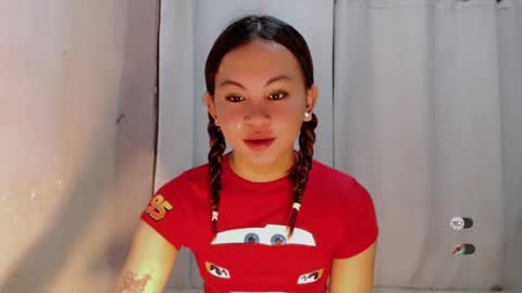 sofia_sweetheart18 online show from 07/14/26, 04:45