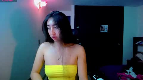 Snapshot of sofia_vanner chatting on 07/07/26, 03:20 SOFIA online show from 07/07/26, 03:20