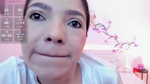 Snapshot of sofia_walke chatting on 11/28/25, 11:57 Sofia walke online show from 11/28/25, 11:57