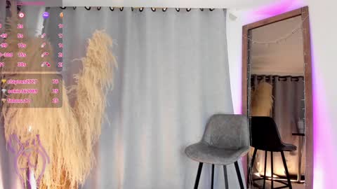 Sofia Wilson online show from 01/01/25, 08:58