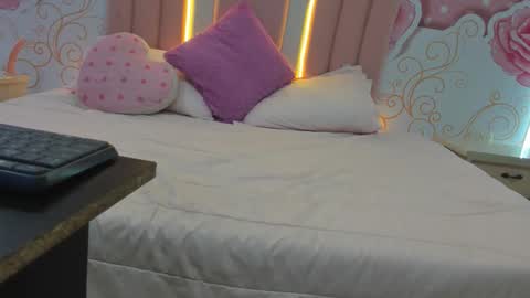 sofiaabigboobs online show from 12/04/25, 11:52