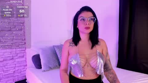 Snapshot of sofiaalarson chatting on 05/07/26, 03:12 sofiaalarson online show from 05/07/26, 03:12