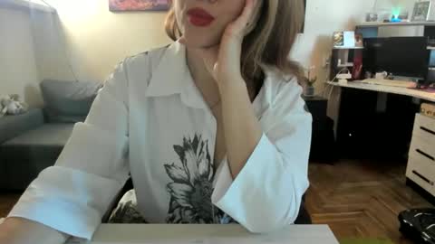 SofiaBells online show from 09/10/25, 10:04