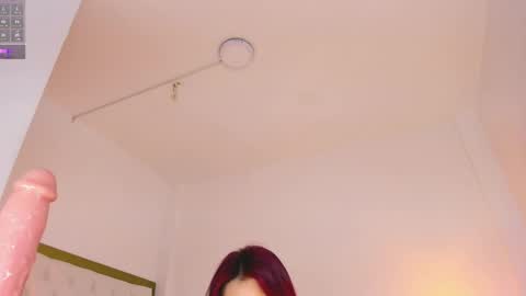 Snapshot of sofiabosch chatting on 05/12/26, 01:47 Sara online show from 05/12/26, 01:47