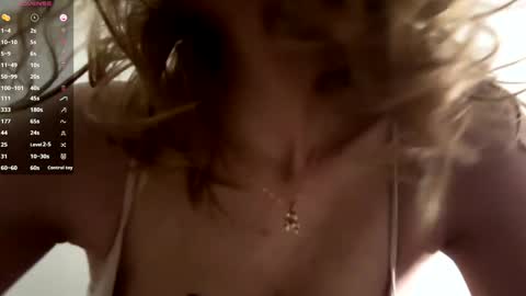 Hi My name is Sofia Welcome to my room Please thumbs up - its important online show from 03/29/26, 04:23