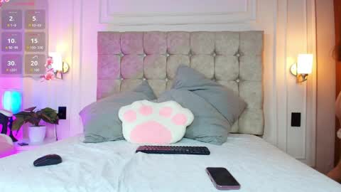 Snapshot of sofiabuitrago chatting on 06/03/26, 12:08 sofi online show from 06/03/26, 12:08