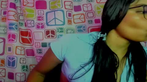 Snapshot of sofiacandy17 chatting on 03/08/25, 04:23 Danna Sofia online show from 03/08/25, 04:23