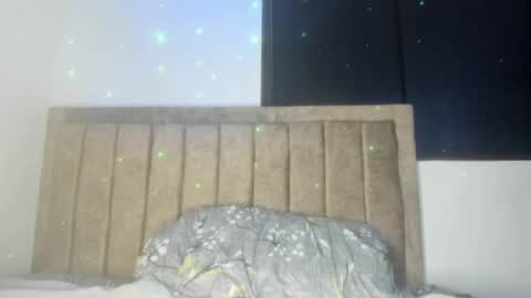 Snapshot of sofiacandy17 chatting on 09/18/25, 11:12 Danna Sofia online show from 09/18/25, 11:12