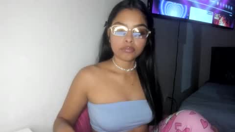 Snapshot of sofiacandy17 chatting on 10/25/25, 04:20 Danna Sofia online show from 10/25/25, 04:20