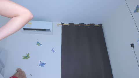 sofiacastillo01 online show from 03/05/26, 01:18