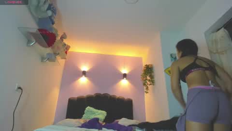 Snapshot of sofiaclaus_19 chatting on 06/19/26, 04:50 Sofia online show from 06/19/26, 04:50