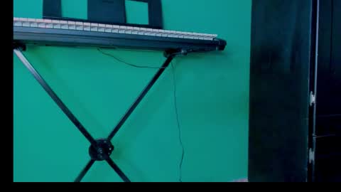 sofiacruz16 online show from 10/13/25, 05:57