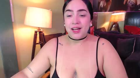 Snapshot of sofiadavis_23 chatting on 02/06/26, 01:47 SOFIA online show from 02/06/26, 01:47