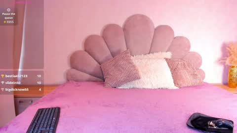 Snapshot of sofiagomez_1 chatting on 04/30/26, 09:08 SOFI online show from 04/30/26, 09:08