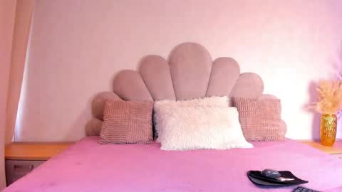 Snapshot of sofiagomez_1 chatting on 05/02/26, 06:46 SOFI online show from 05/02/26, 06:46