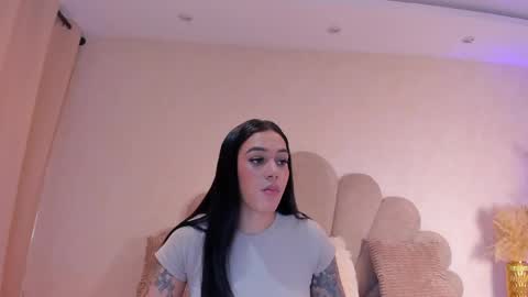 Snapshot of sofiagomez_1 chatting on 05/30/26, 07:00 SOFI online show from 05/30/26, 07:00