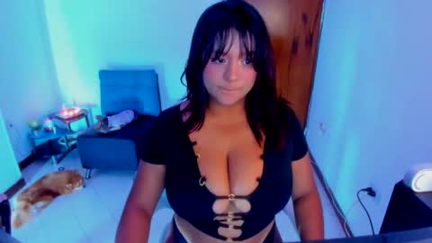 Snapshot of sofialove__ chatting on 02/12/26, 12:38 sofia online show from 02/12/26, 12:38