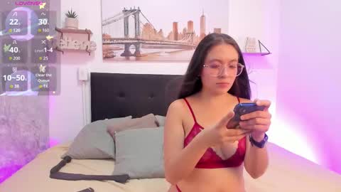 sofialujan_ online show from 01/07/26, 11:40