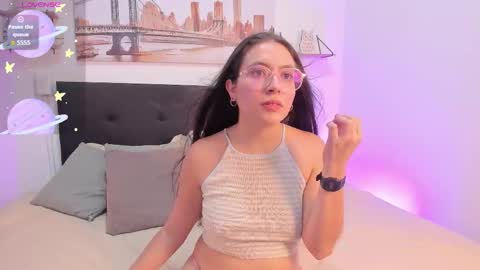 sofialujan_ online show from 01/08/26, 11:51