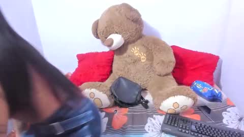 sofii milk online show from 12/09/24, 02:45