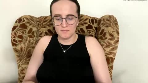 Snapshot of sofianicegirl chatting on 06/03/26, 06:24 Sofia online show from 06/03/26, 06:24