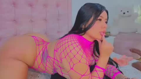Snapshot of sofianixonn chatting on 06/18/26, 01:48 sofianixonn online show from 06/18/26, 01:48