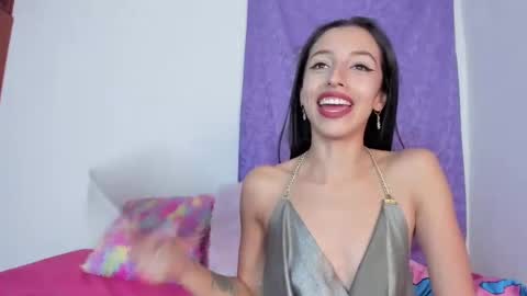 Snapshot of sofiaquiin15 chatting on 01/17/25, 12:20 Sofia online show from 01/17/25, 12:20