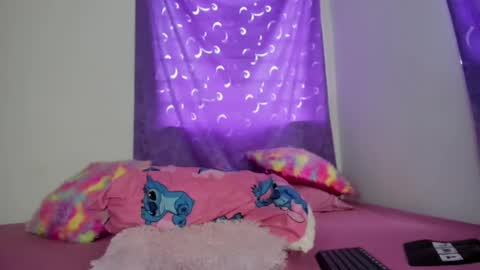 Snapshot of sofiaquiin15 chatting on 01/25/25, 09:57 Sofia online show from 01/25/25, 09:57