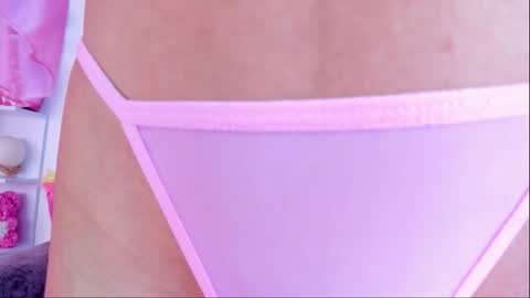 Snapshot of sofiaquiin15 chatting on 10/24/25, 10:06 Sofia online show from 10/24/25, 10:06