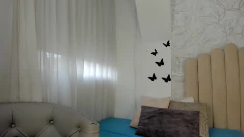 Sofia  online show from 02/08/25, 12:39