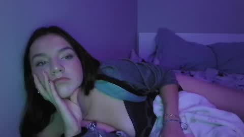 Snapshot of sofiaroseee chatting on 10/19/25, 01:50 sofiaroseee online show from 10/19/25, 01:50