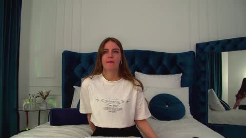 Sofia online show from 01/14/26, 06:30