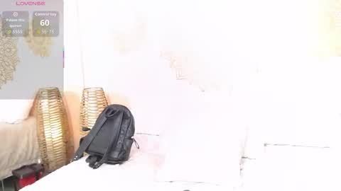 Sofia Stanley online show from 11/19/25, 11:54